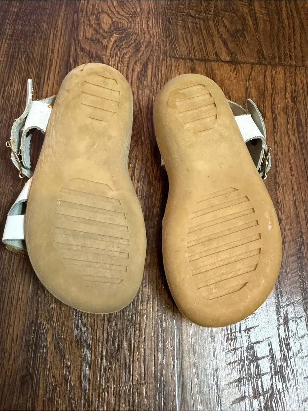 Vintage Italian White Leather Buckle Sandals